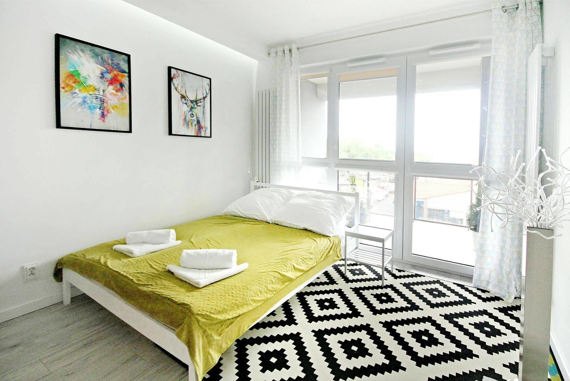 Livin Apartments Santocka Щецин Экстерьер фото